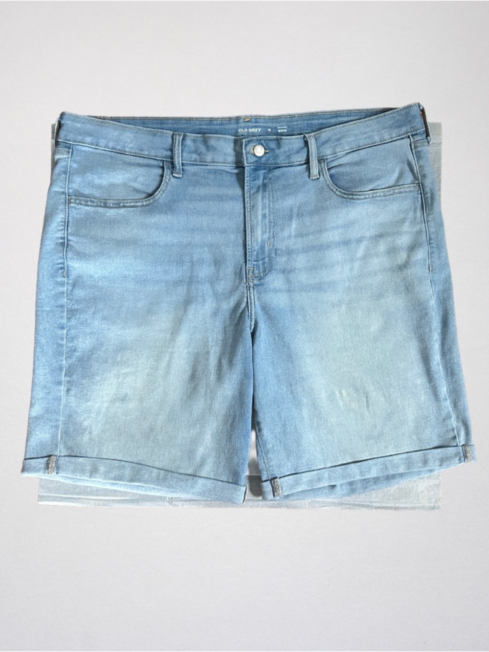 Old Navy High-Rise Bermuda Shorts Light Blue Size 18 Like New